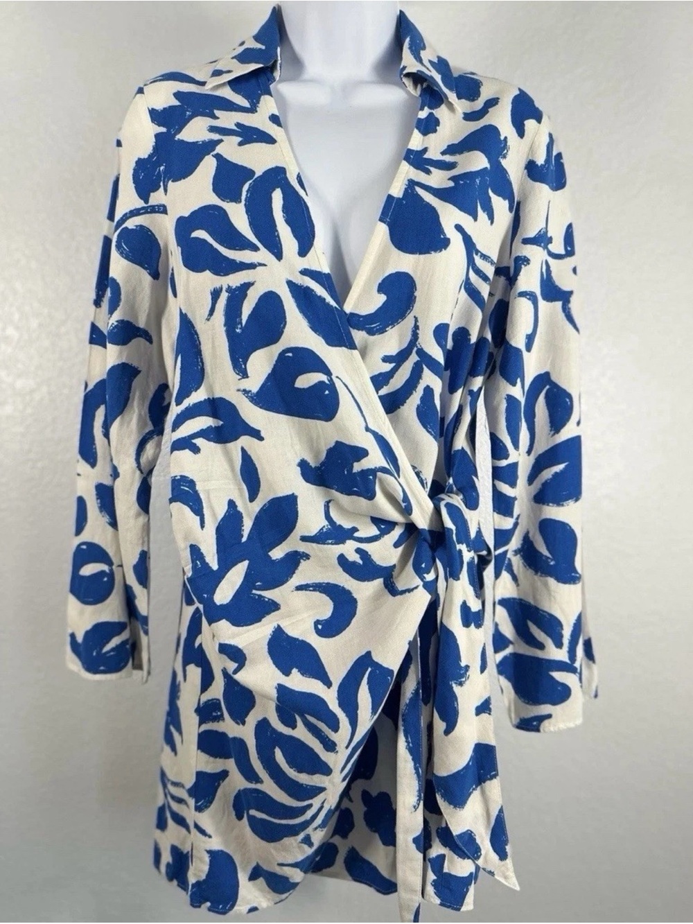 ZARA Linen Blend Floral Wrap Dress Medium NWT Blue White Tropical Abstract Mini